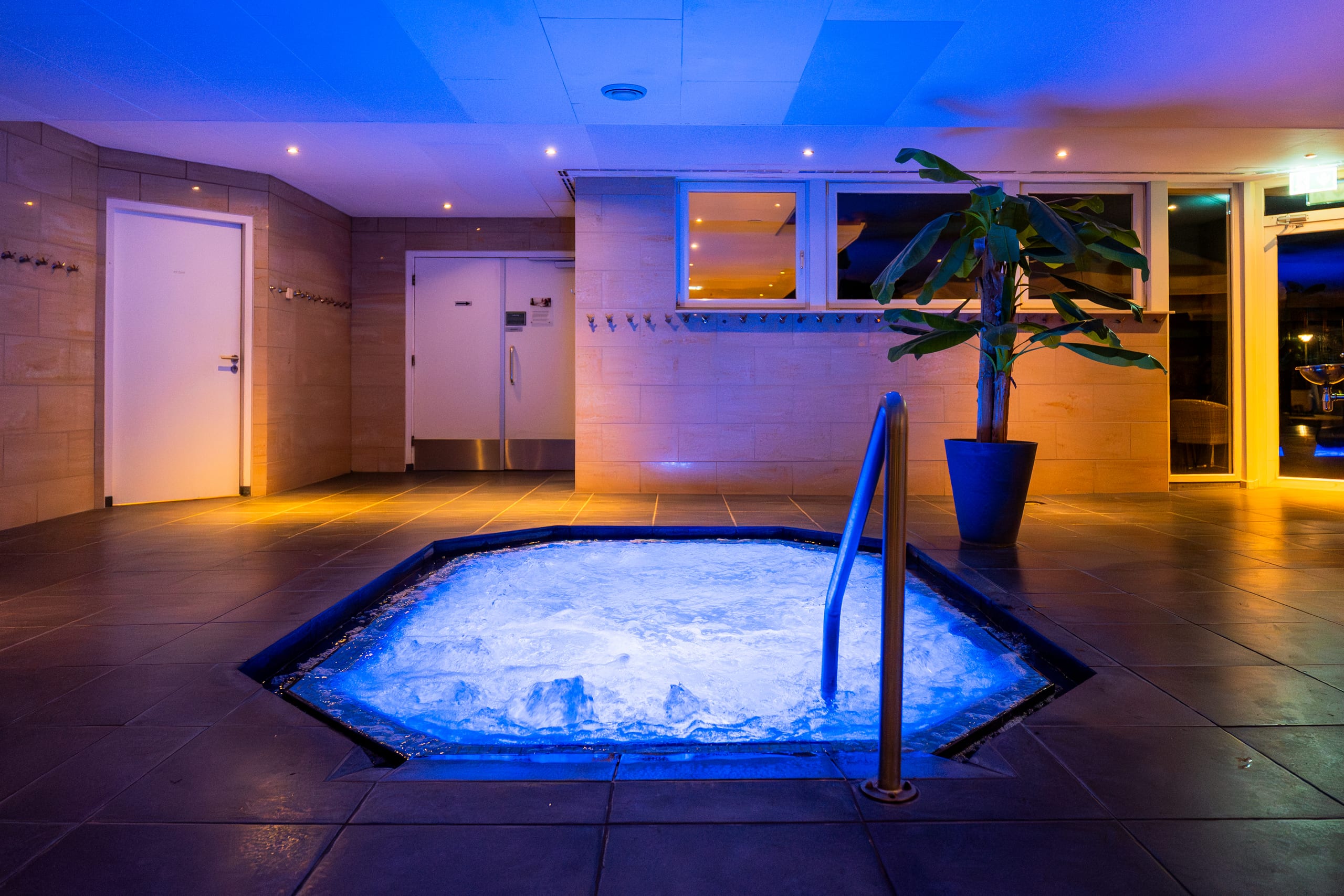 Sare_Wellness_Whirlpool