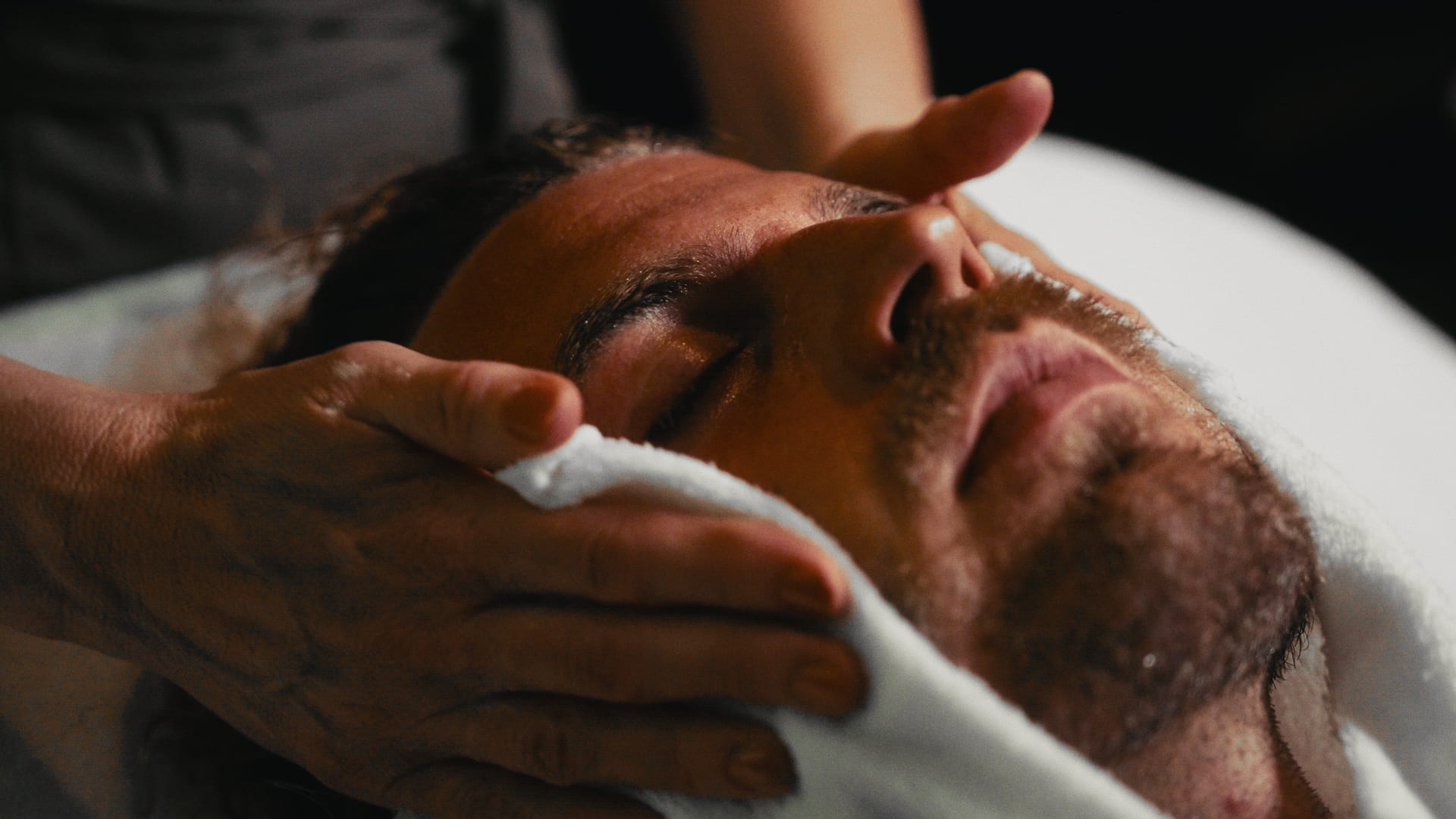 Homme facials